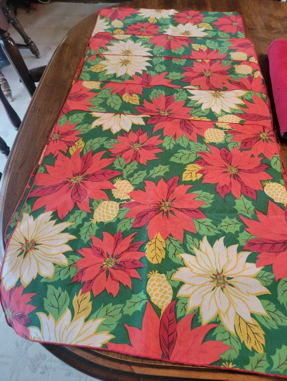 Holiday Poinsettia Placemats - Red & Green Festive Table Linens